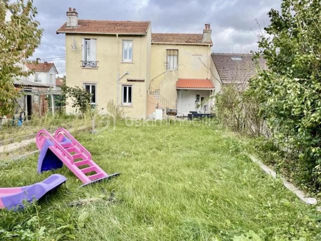A VENDRE Maison familiale T5 avec travaux 100m2 SEVRAN Un projet à façonner selon vos envies !