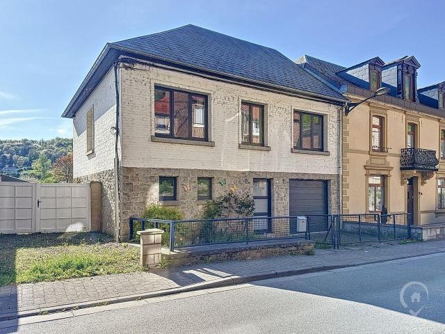 à vendre Maison Hastière Rue Marcel Lespagne