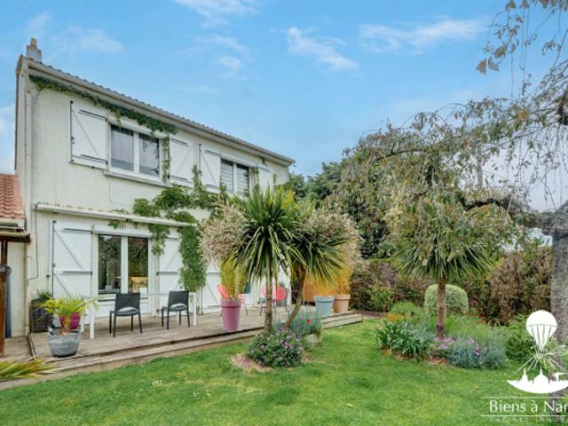 A vendre maison La Montagne jardin, terrasse et garages