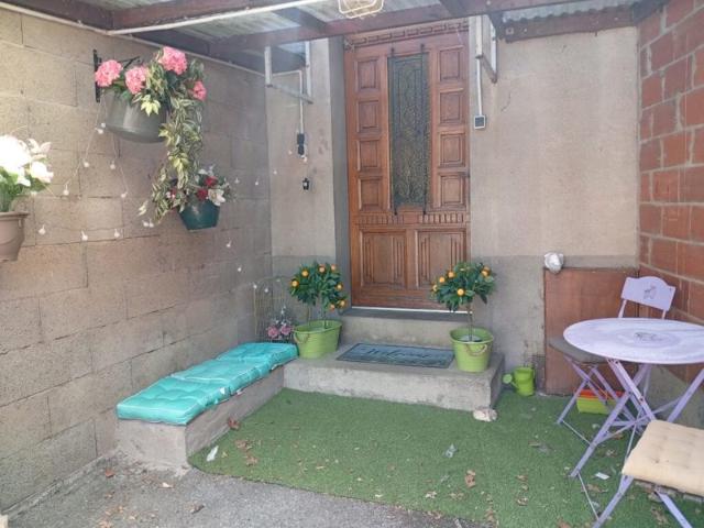 A VENDRE MAISON LACABAREDE 81240