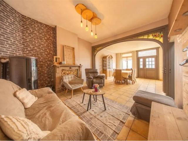 à vendre Maison Leuze en Hainaut Rue Saint Martin