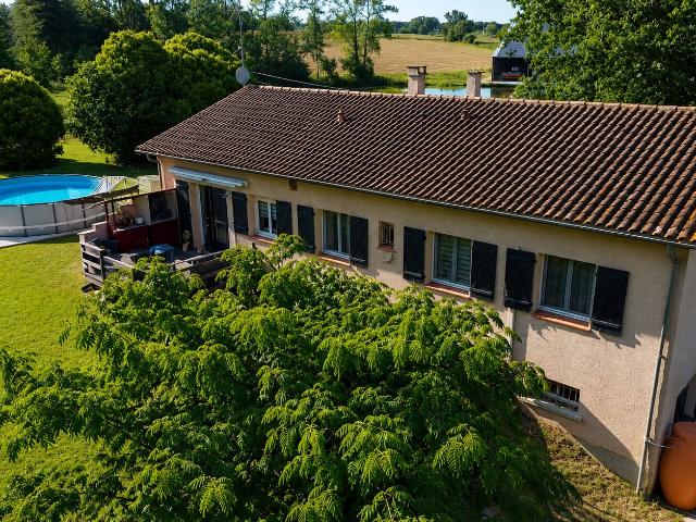 A vendre Maison Saint Medard 4 chambres 151 m2 et jardin arb. 151m² Saint Médard