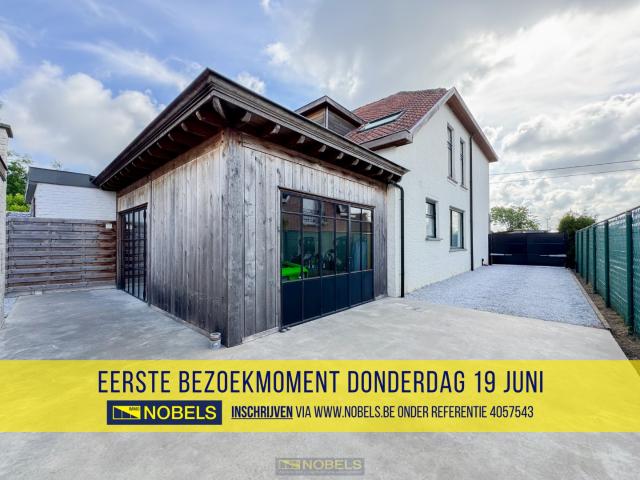 À vendre: maison semi ouverte prête à emménager avec double garage à Gavere