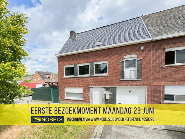 À vendre: maison semi ouverte solide avec 4 chambres sur terrain d’angle à Oudenaarde
