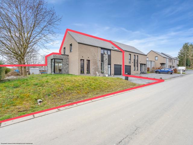 à vendre Maison Rochefort Rue de Humain