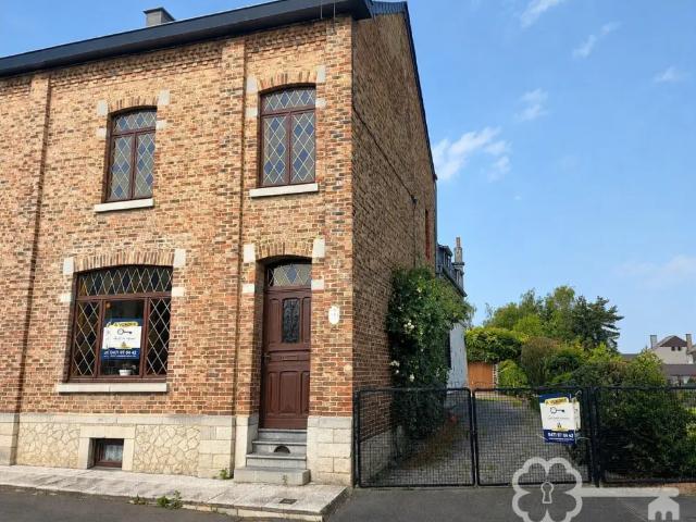 à vendre Maison Rochefort rue du Tige