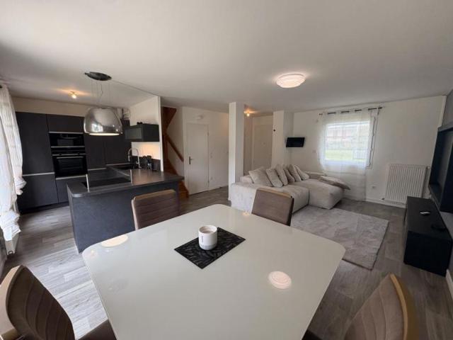 A VENDRE MAISON RECENTE T6