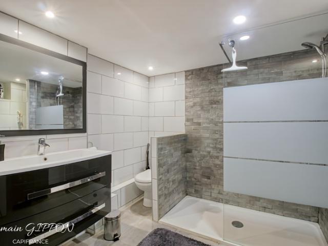 À Vendre: maison rénovée 3 chambres avec garage 6 pièces pour 107m2 à Liverdun