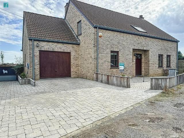 à vendre Maison Wanfercée Baulet Rue de la Joncquière