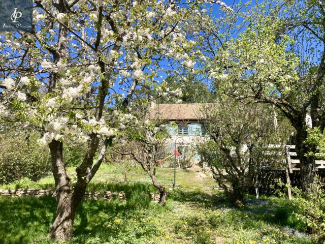 A VENDRE MAISON T6 180M2 BEAUNE 21200
