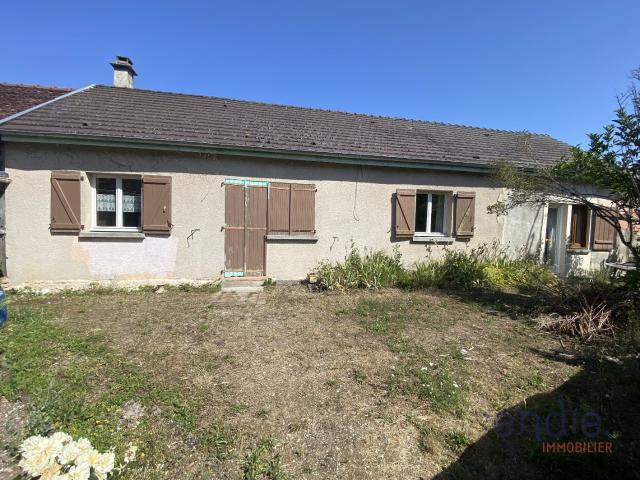 À VENDRE MAISON TYPE LONGÈRE À RÉNOVER SUR LA COMMUNE DE FAUVERNEY
