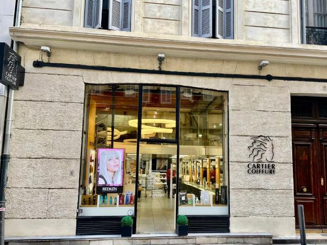 A VENDRE MARSEILLE 6ᵉ – FONDS DE COMMERCE – EMPLACEMENT PREMIUM
