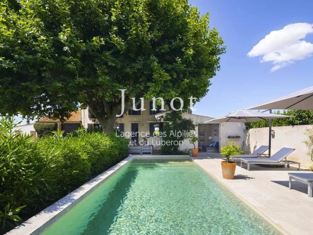 A Vendre Mas Renove Proche Alpilles 272m² Châteaurenard