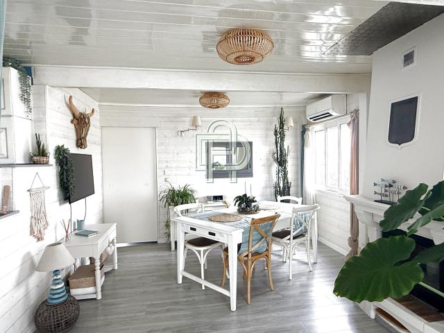 A Vendre Merveilleux chalet à GRUISSAN 11430