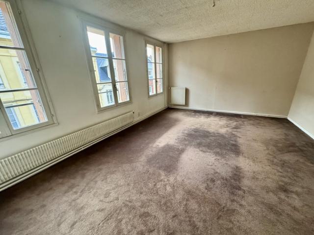 A VENDRE MONTIVILLIERS Centre ville DUPLEX 75,5 M2