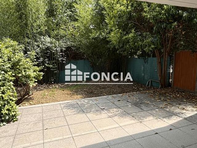 À vendre Montpellier appartement trois pièces avec terrasse et jardin privatif