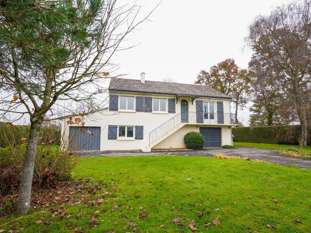 À Vendre Mouazé / Maison 4 Chambres / Garage / Terrain 150. 95m² Mouazé