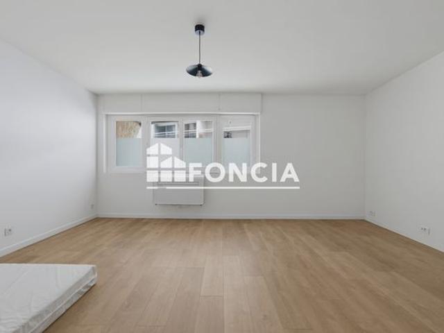 À VENDRE – MOUNEYRA/TONDU Grand T1bis avec parking et cellier