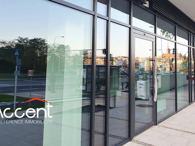 À VENDRE MURS COMMERCIAUX OU PROFESSIONNELS