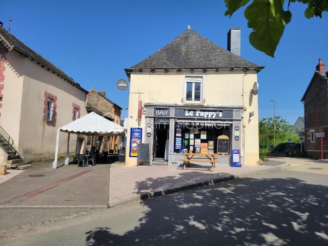 À VENDRE – MURS COMMERCIAUX DU POPPY'S