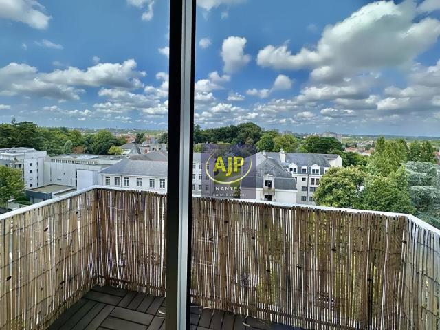 A VENDRE NANTES Appartement Nantes 4 pièces 3 Chambres, balco