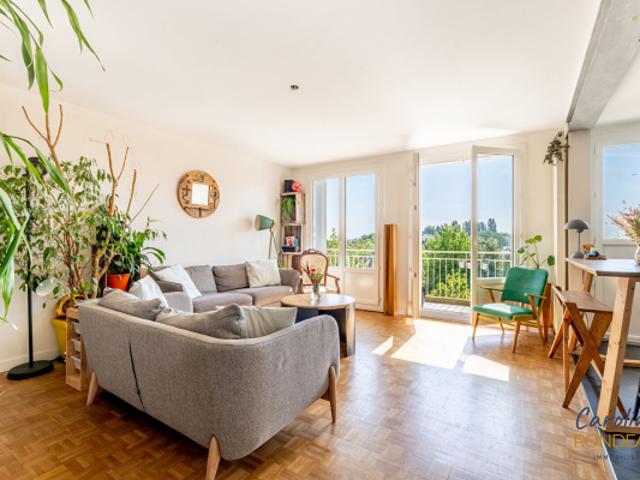 A vendre Nantes Zola T3 80m2 balcons, parking, cave, grenier