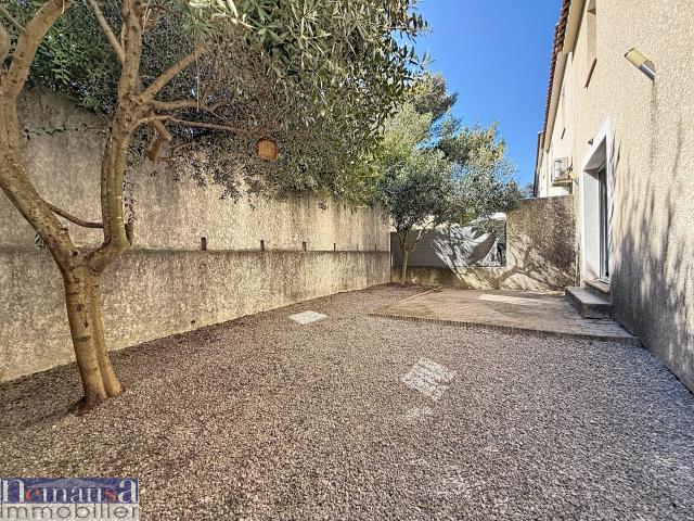 A vendre, Nimes secteur Castanet maison 3 chambres et garage