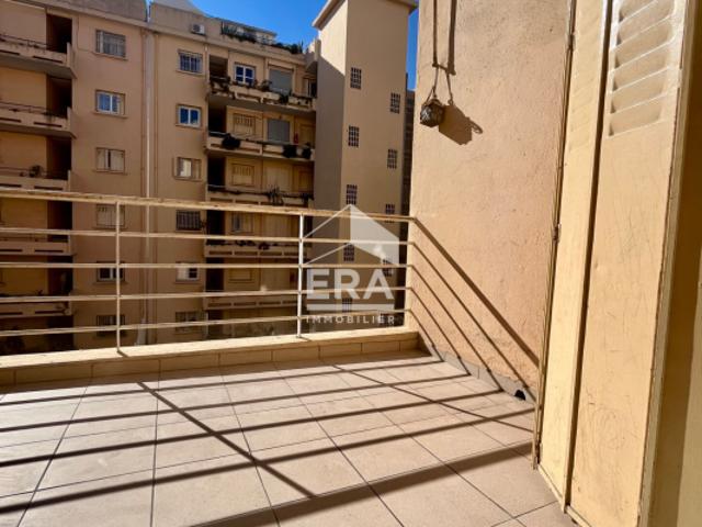 A VENDRE NICE/CALIFORNIE: Appartement 2 pièces 41 m2, balcon