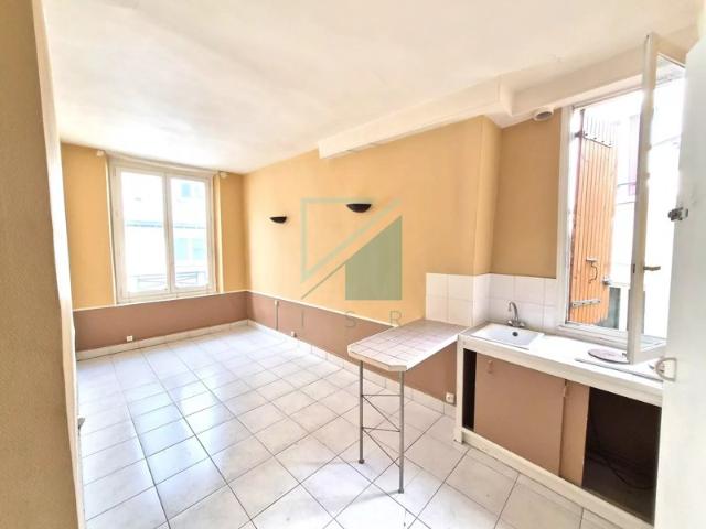 A VENDRE PARIS II°