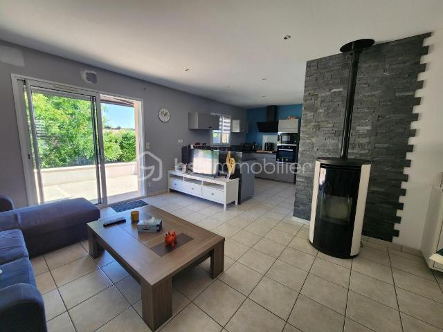 À vendre – Pavillon 2007 – 3 chambres – Azay le Brûlé 79400