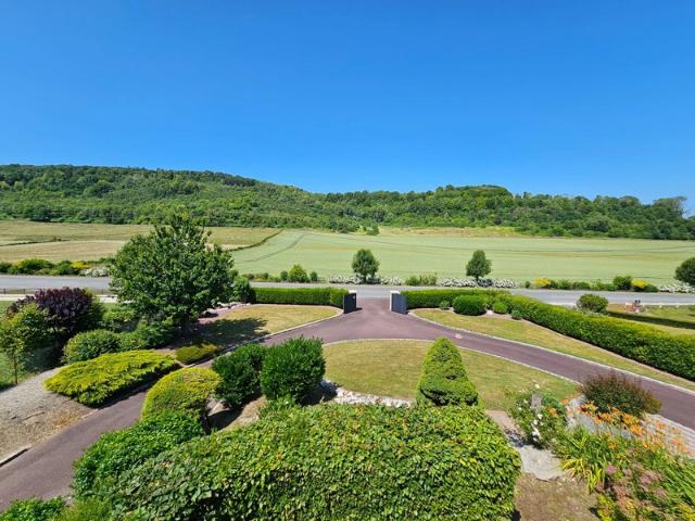 À VENDRE PAVILLON sur Sous Sol complet 6 pièces de 134m² à BLANGY SUR BRESLE 76
