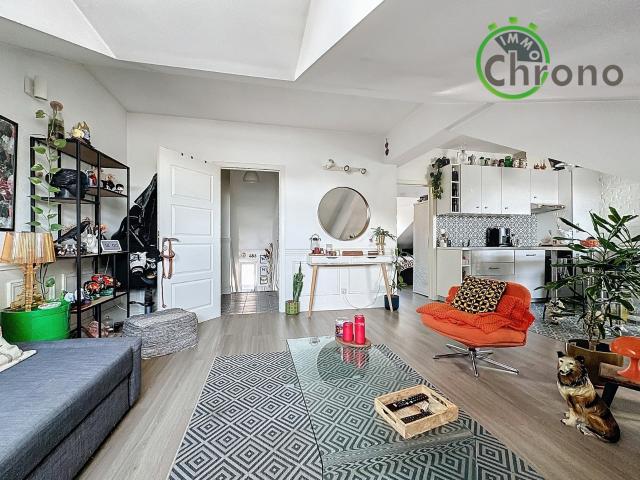 à vendre Penthouse Mons Rue Chisaire