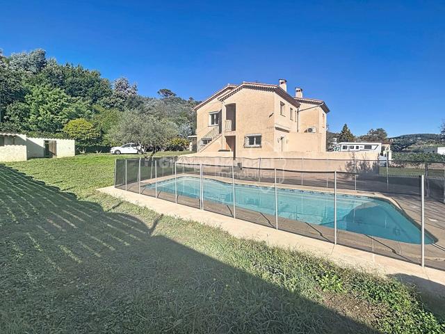 A Vendre / Pegomas / Appartement 4P / 83.72m² 84m² Pégomas