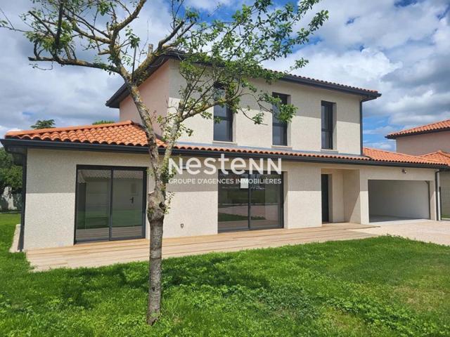 A VENDRE PINS JUSTARET Villa Type 5 113 m² hab. et garage, neuve