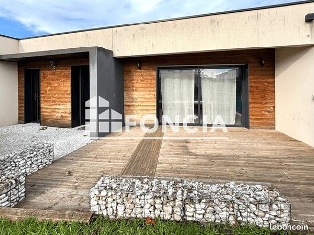 A vendre plain pied de 3 chambres