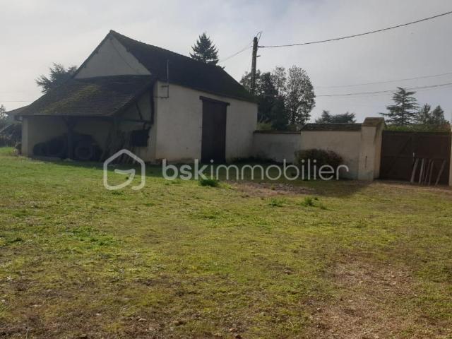 A vendre: projet de rénovation à Bû