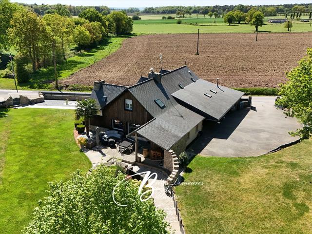 A vendre propriété en pierres avec bois et étang proche Dina. 182m² Plélan Le Petit