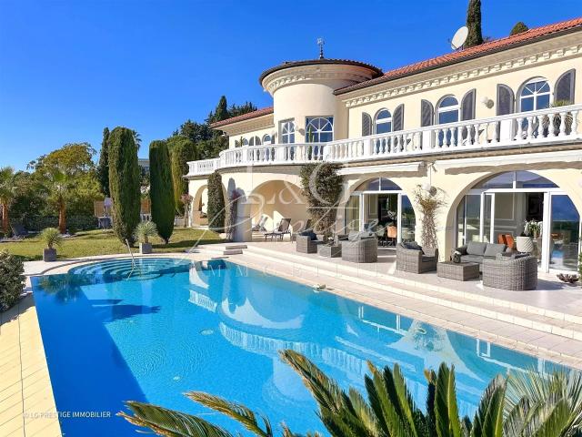 À Vendre Propriété Mandelieu La Napoule avec Piscine, 5P, 31. 319m² Mandelieu la Napoule