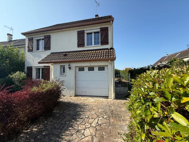A VENDRE QUARTIER RUE BLANCHE CHECY