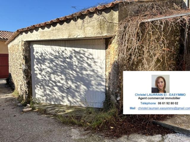 À vendre Remise de 250 m2 avec potentiel exceptionnel Ré