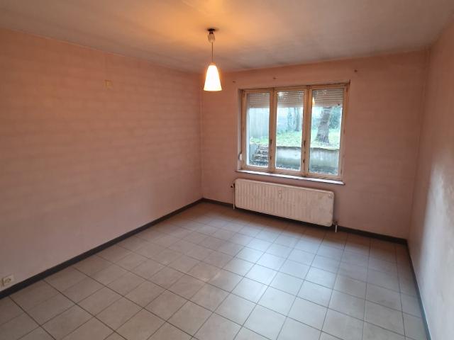 à vendre Rez De Chaussée Gilly