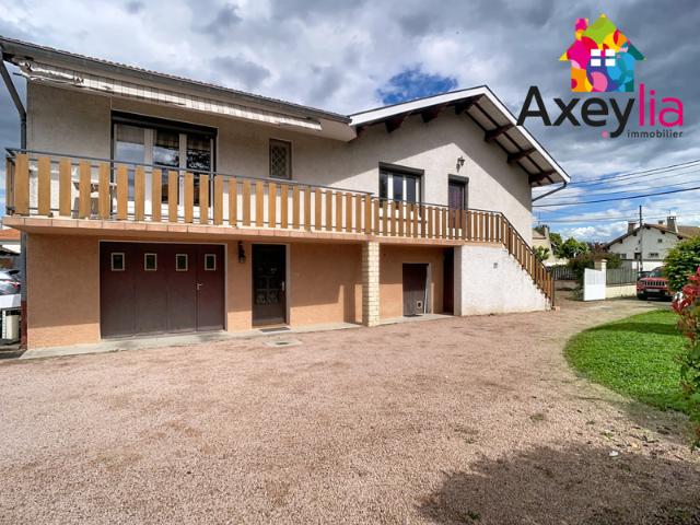 A VENDRE RIORGES PLATEAU MAISON SUR TERRAIN DE 1062 M2