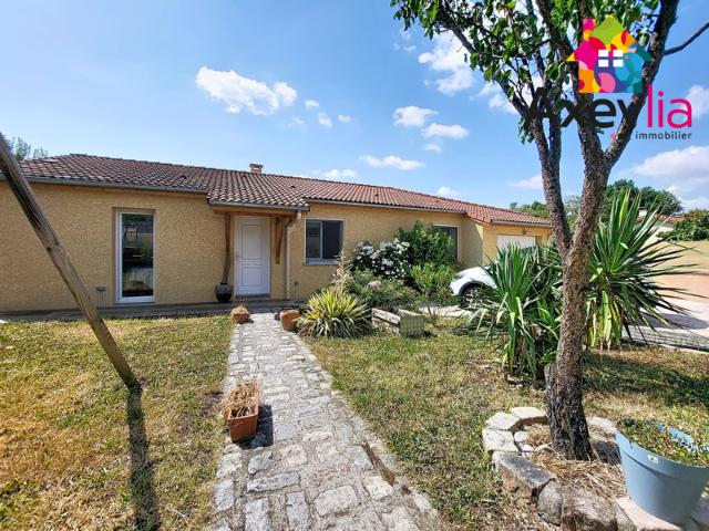 A VENDRE ROANNE MAISON 4 CHAMBRES AVEC TERRAIN