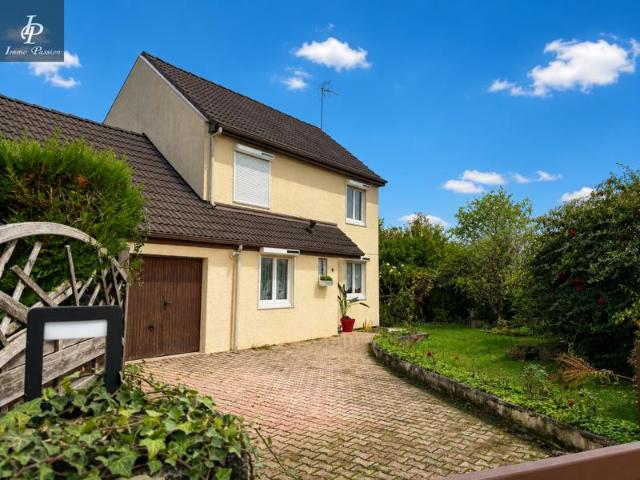 A VENDRE SAINT APOLLINAIRE Au calme dans impasse maison de