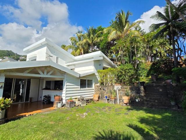 A VENDRE Saint Denis Bellepierre Charmante villa T6 Ile de la Réunion