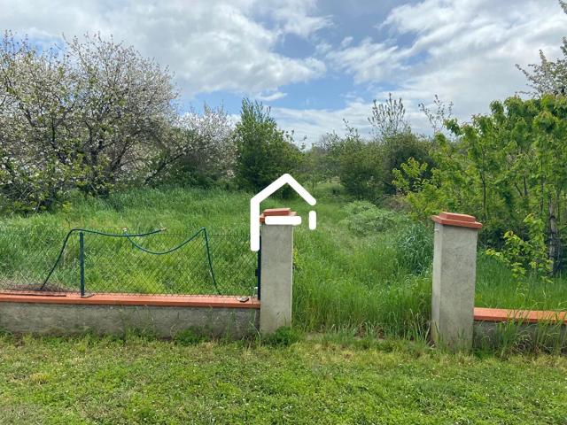 A Vendre Saint Hilaire Terrain lotissement 684 m² / 89000 euro