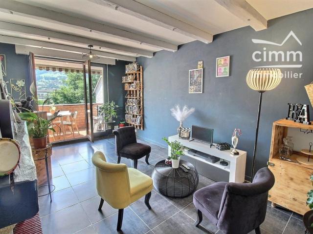 A VENDRE SALLANCHES 74700 Appartement T3 dernier étage