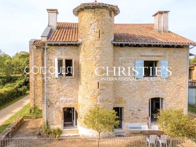 À vendre Saubusse Propriété du XIIIème siècle