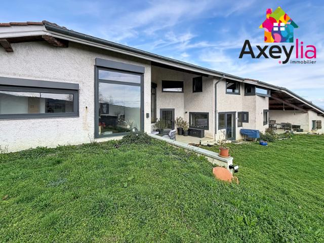 A VENDRE SECTEUR CÔTE ROANNAISE 10MIN DE RENAISON MAISON