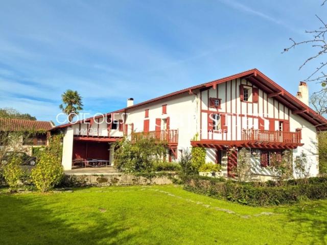 À vendre Souraïde Grande propriété proche Espelette